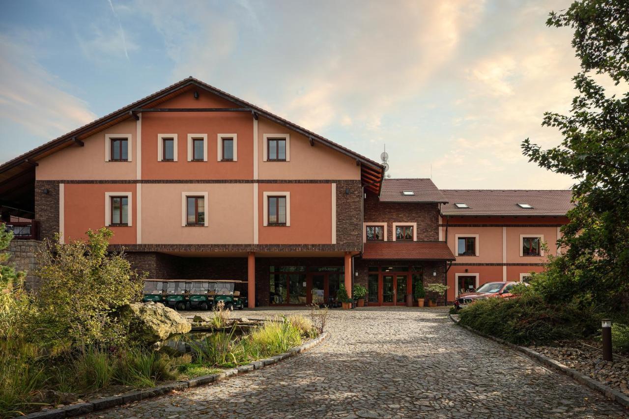 Golf&spa Kunětická Hora 4* Dritec